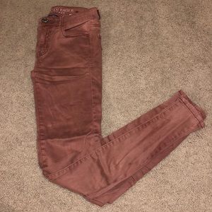 AMERICAN EAGLE SUPER STRETCHY VELVET JEANS